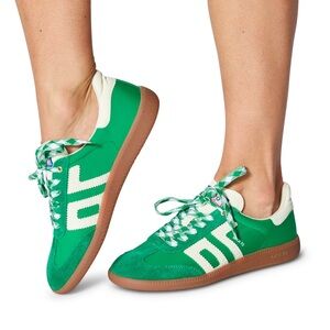 Back 70 Ghost Green Milk Retro Sneakers Size 40